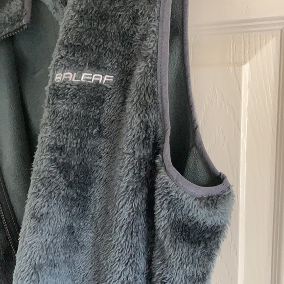 NWT Baleaf Women’s Faux Fur Fleece Lined Vest Size Large - Picture 8 of 16